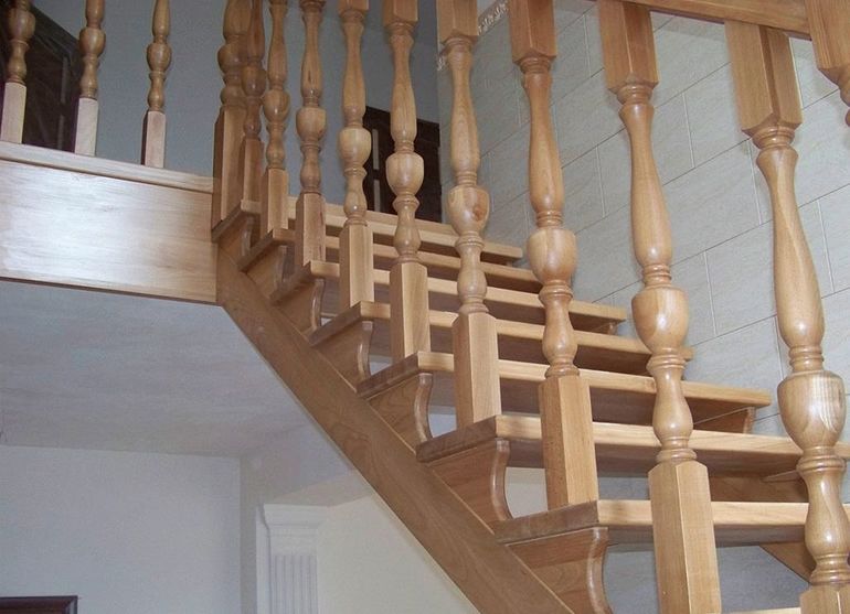 Конструкция деревянной лестницы