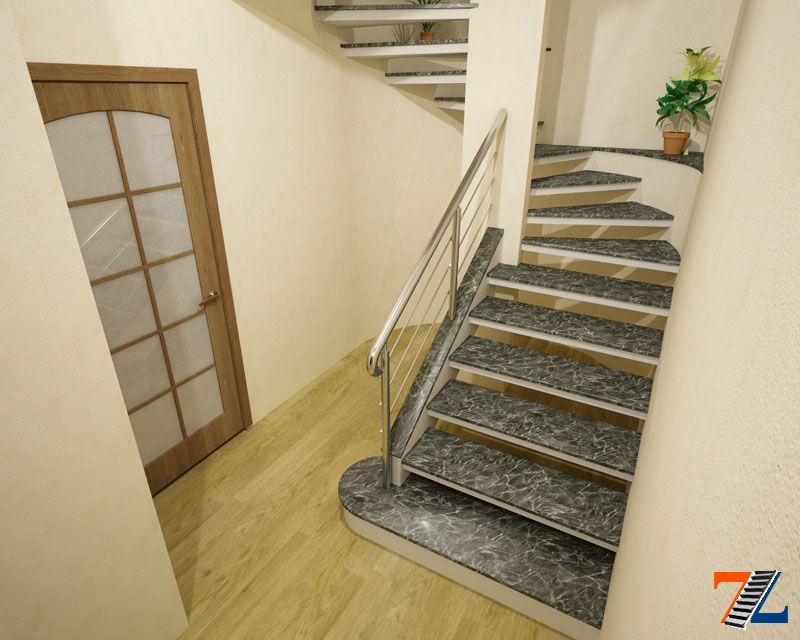 Лестница с мраморными ступенями