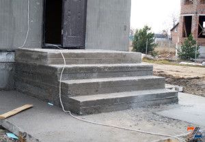 Монтаж и заливка бетонных проступей