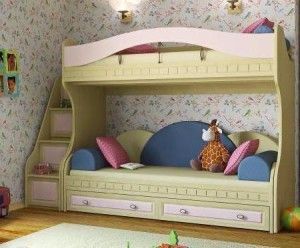 Симбиоз кровати и лестницы из ящичков