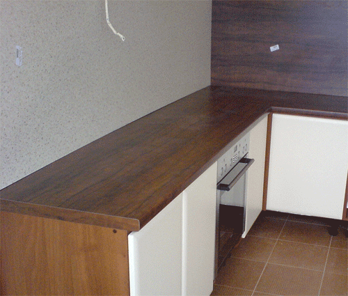 Столешница для кухня кострома. Столешница для кухня кострома. Грандекс j504. Кухня с рыжей столешницей. Гранит сицилия столешница союз.