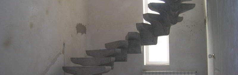 Прочная элегантность: лестницы из бетона
